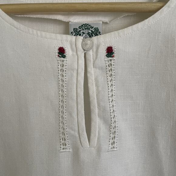VTG Hammerschmid White Linen Trachten Blouse Rose Embroidery Openwork Details - Picture 3 of 5